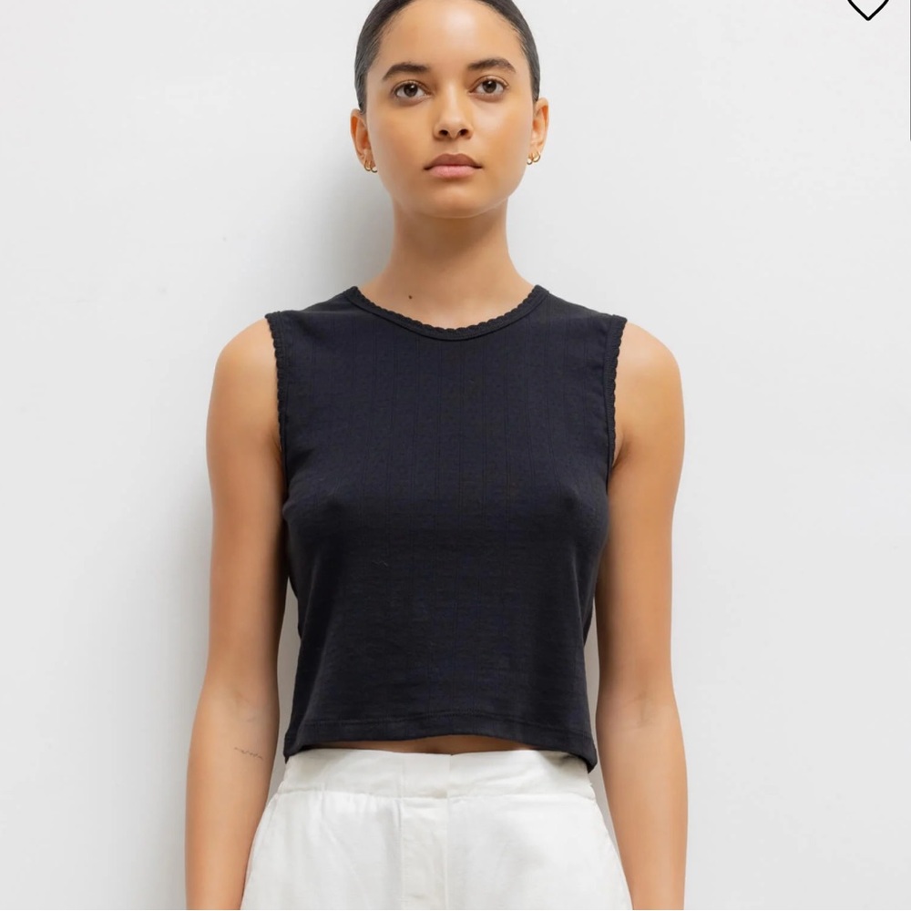 LESET Black Ribbed Cropped Tank Top